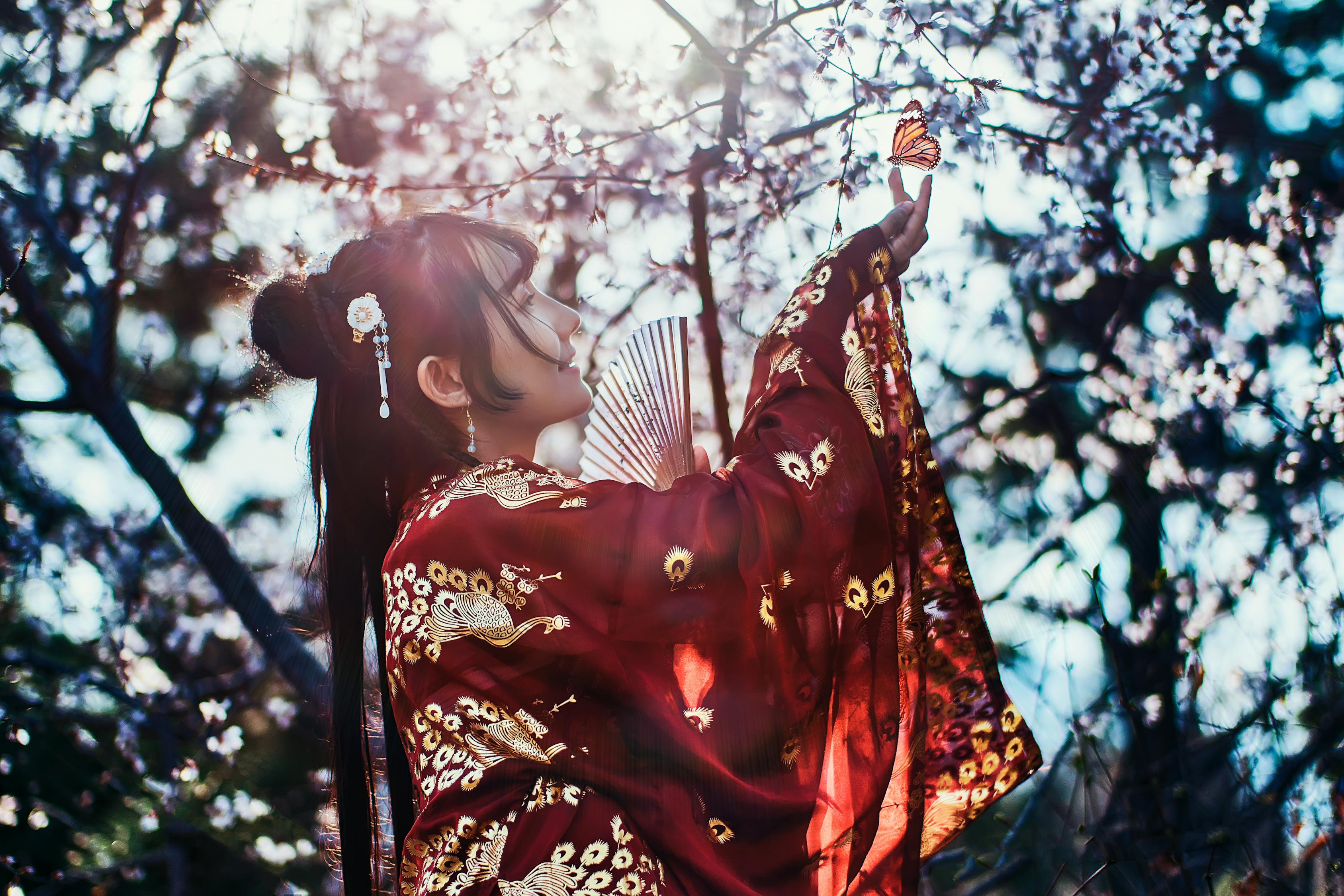 二次元闺蜜动漫女头，独特魅力与深厚情感纽带的探索