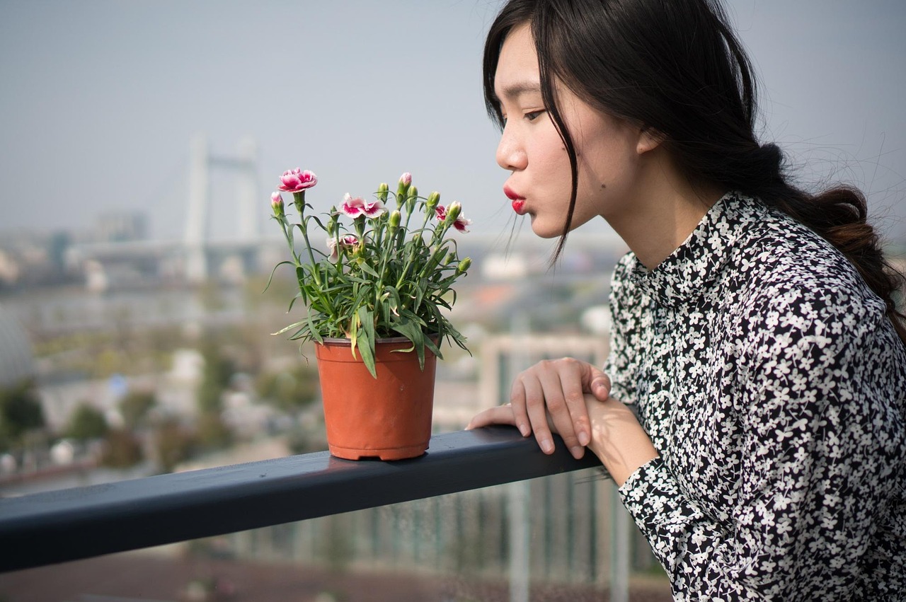 江珊，女演员的魅力与风采展现