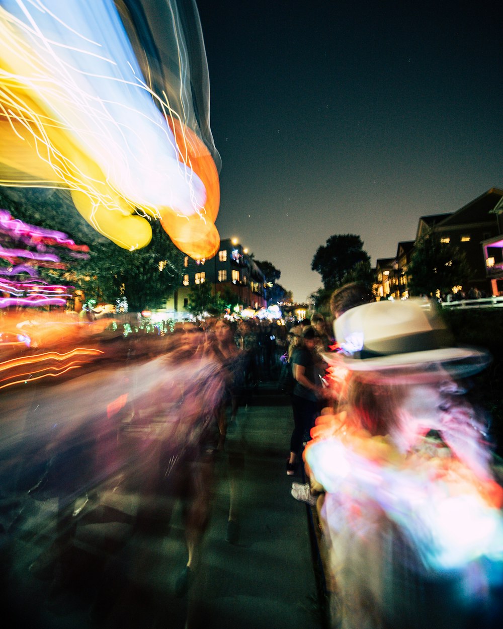 阳光动漫头像,温暖光芒的艺术展现