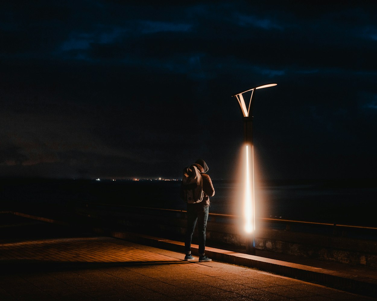 阳光动漫头像,温暖光芒的艺术展现