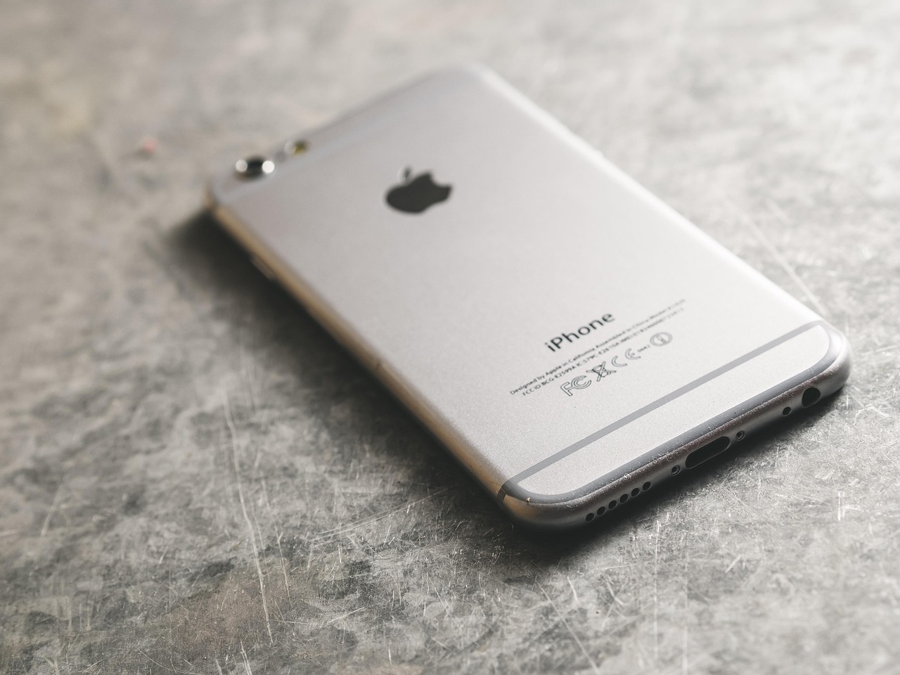 苹果iPhone 8 Plus最新报价及全方位性能解析，性价比分析一览无余