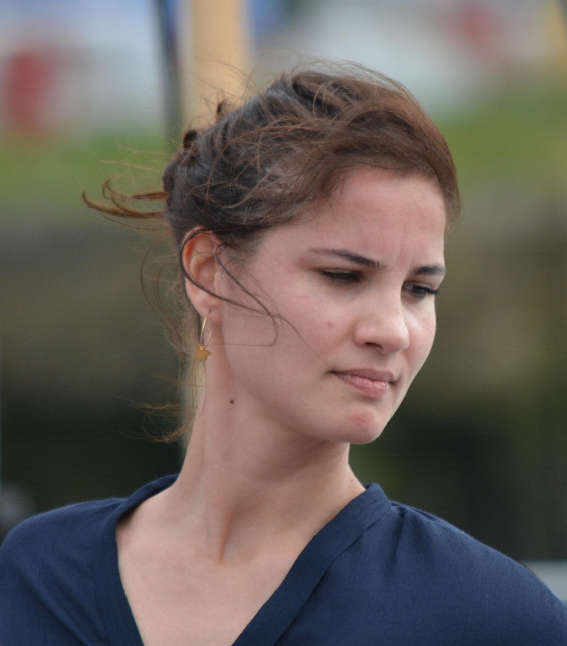 颧骨宽的女明星,超越轮廓的面容之美