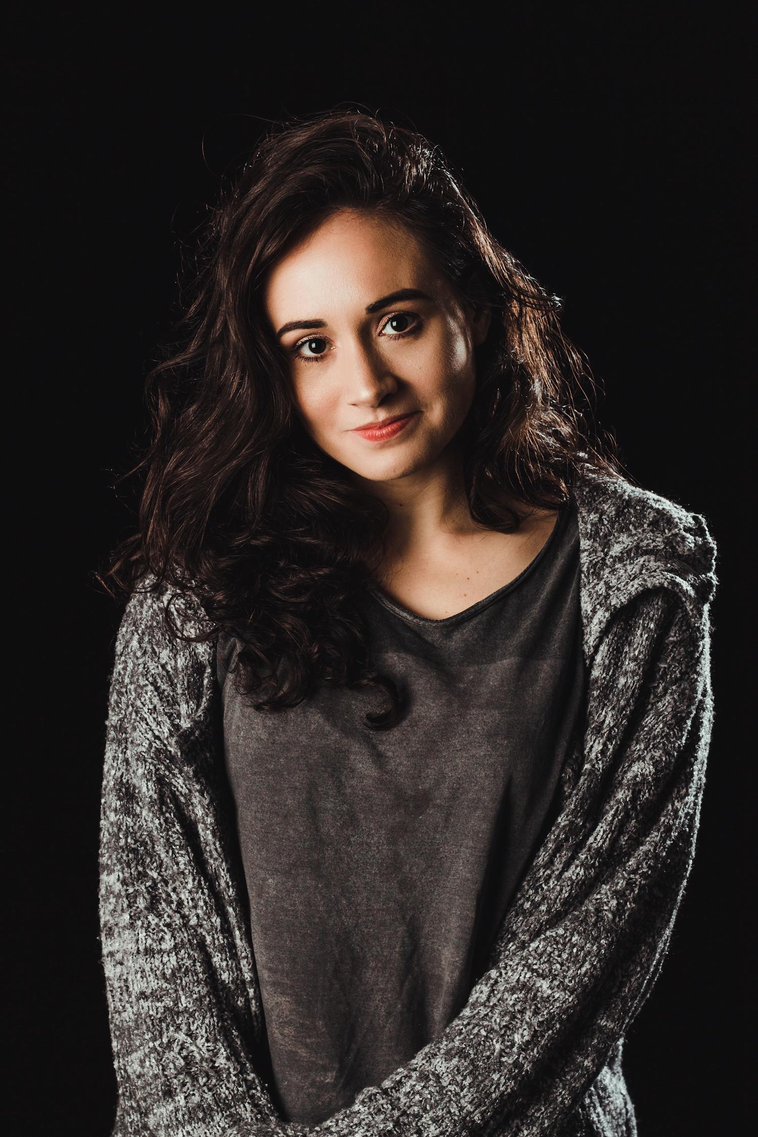 闪耀银屏的优雅魅力,60岁女演员的岁月赠礼