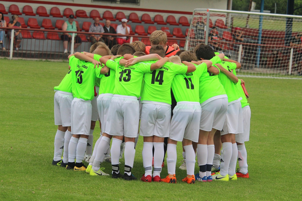 中叙足球友谊对决,跨越文化的激烈比拼