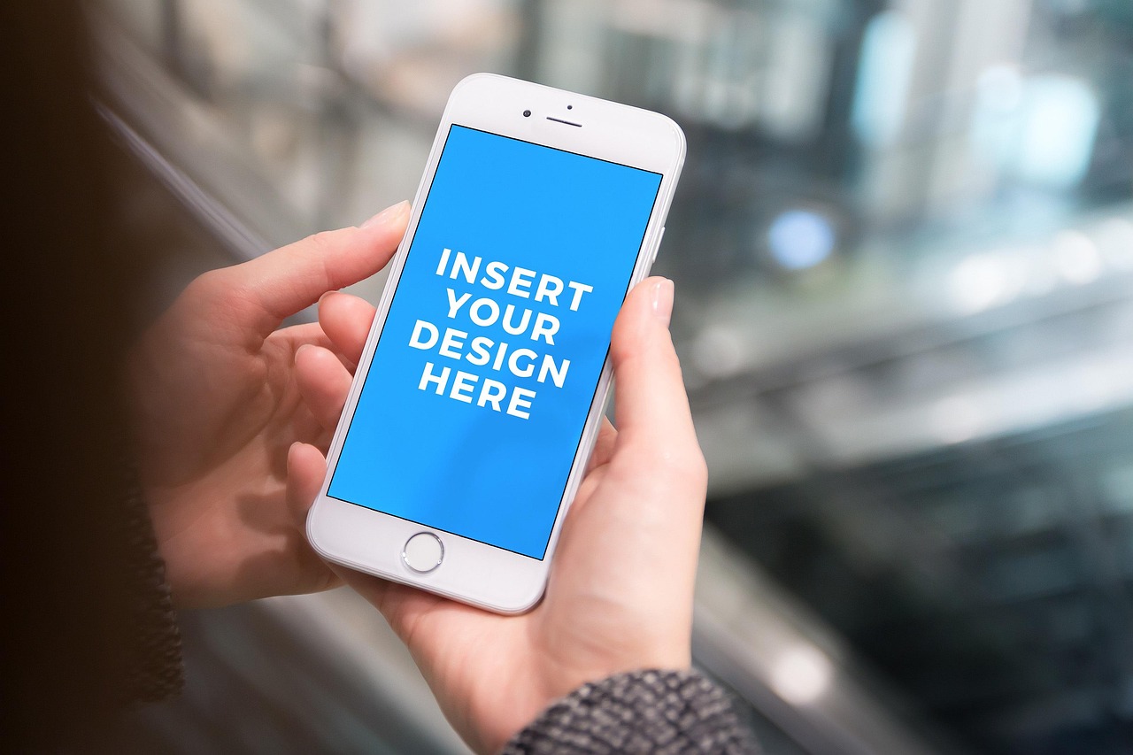 回顾与展望,2018年新款手机上市,市场潮流概览