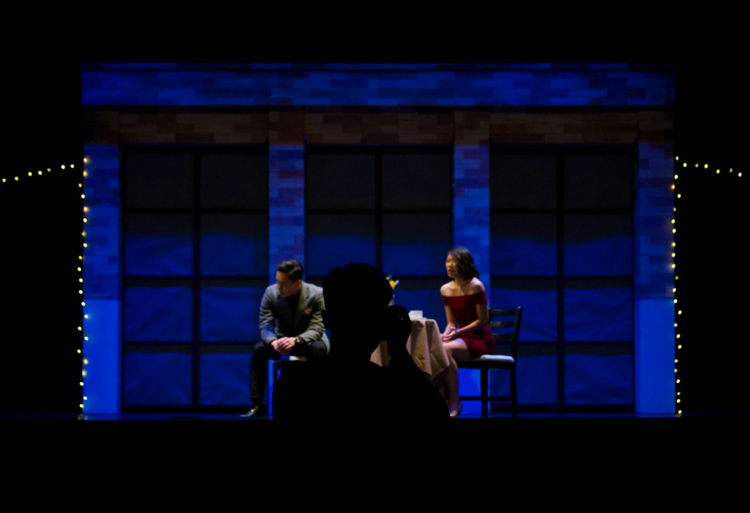 舞台背后的黑暗面,贪婪演员的真相探索