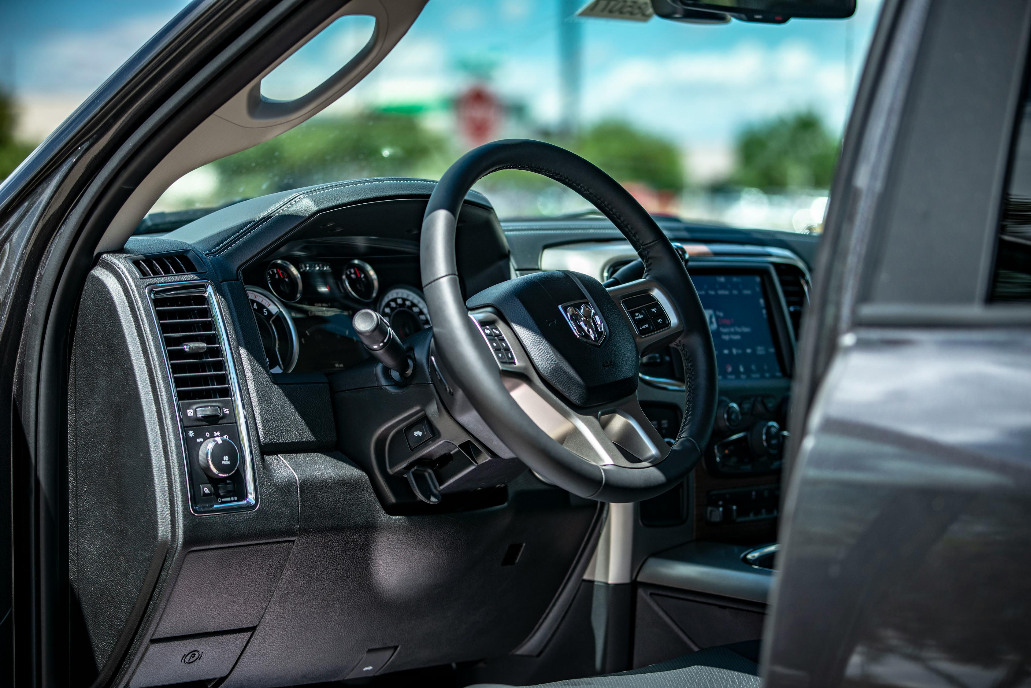 长安汽车最新报价,引领市场趋势,满足消费者多元化需求