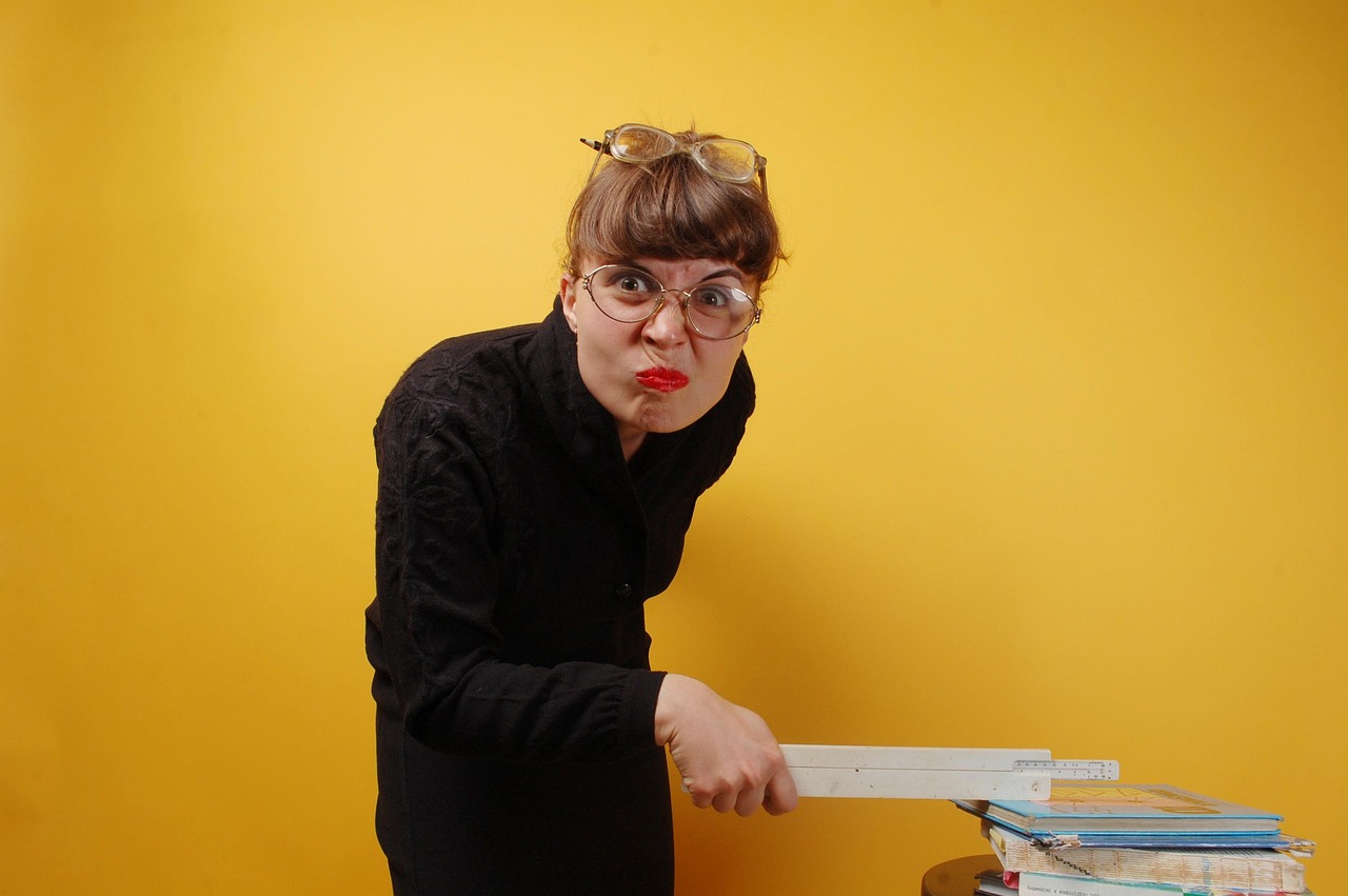 张立彬校长任职动态,引领学校迈向新高度