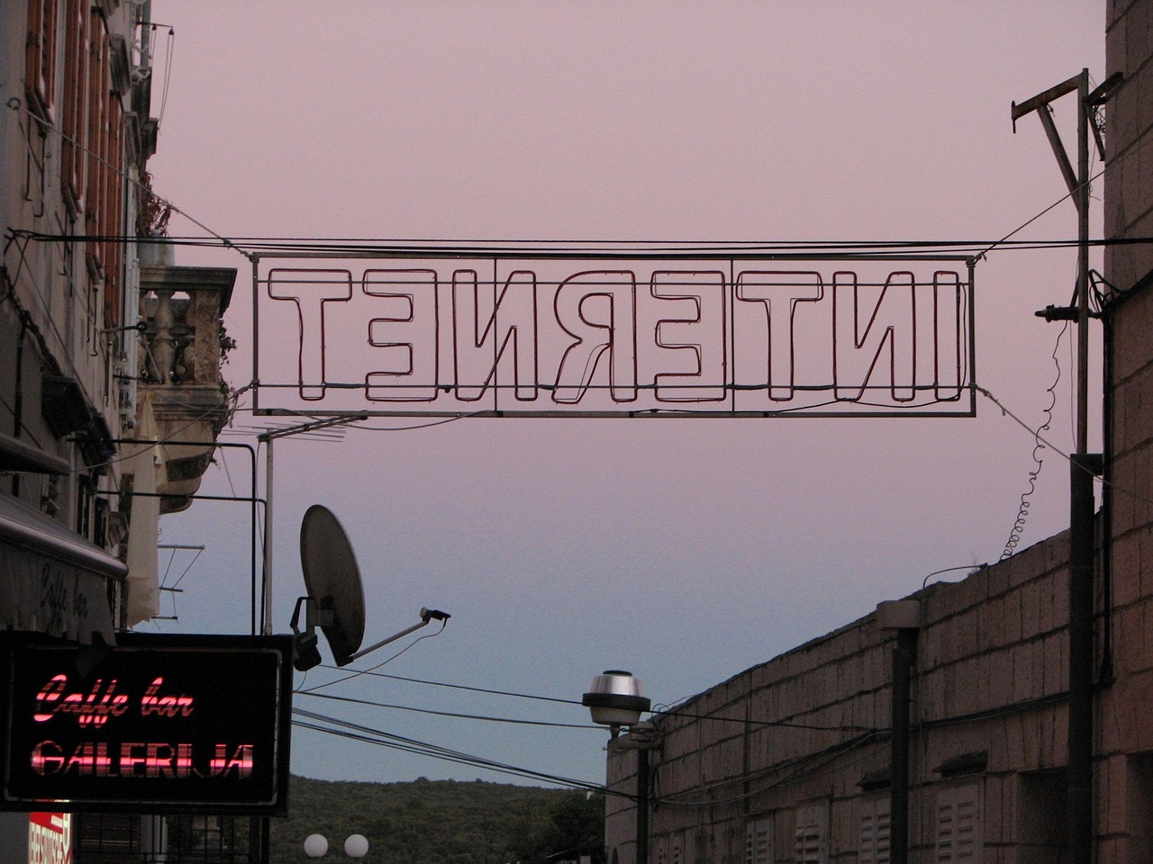 探索新时代科技革新之路，元素融合前沿研究