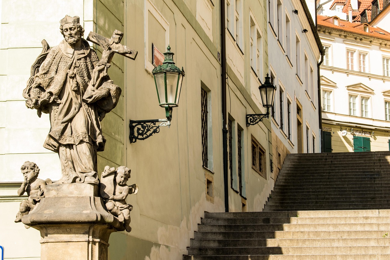 老电影智取华山，智慧与勇气的传奇故事