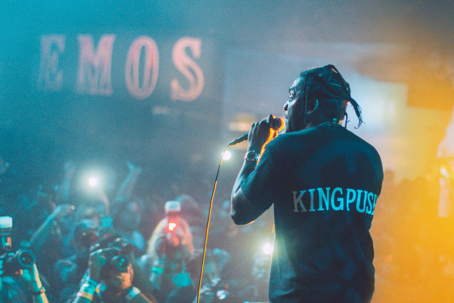 蒙面歌手新一期音乐盛宴再度燃爆,神秘面纱下展现音乐魅力!