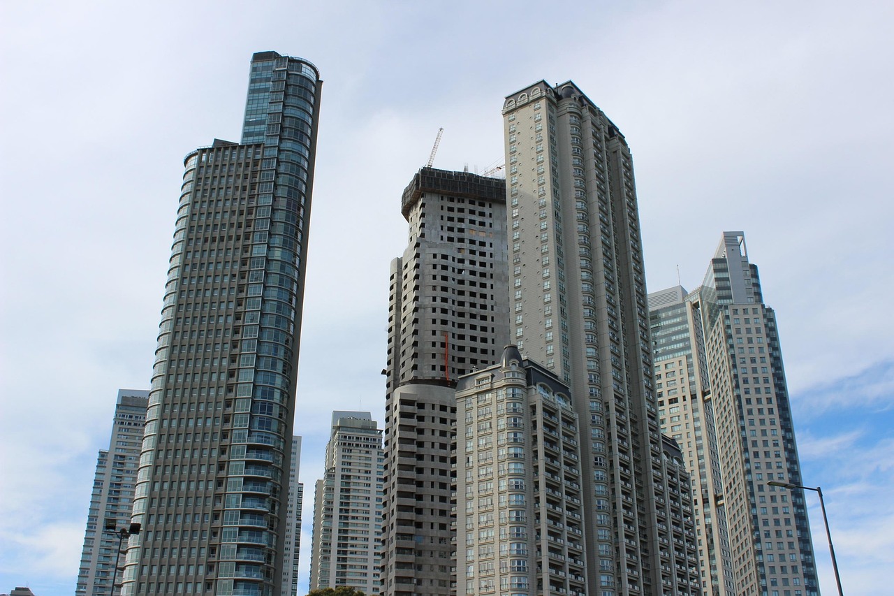 千灯尚景苑最新房价动态分析与趋势预测