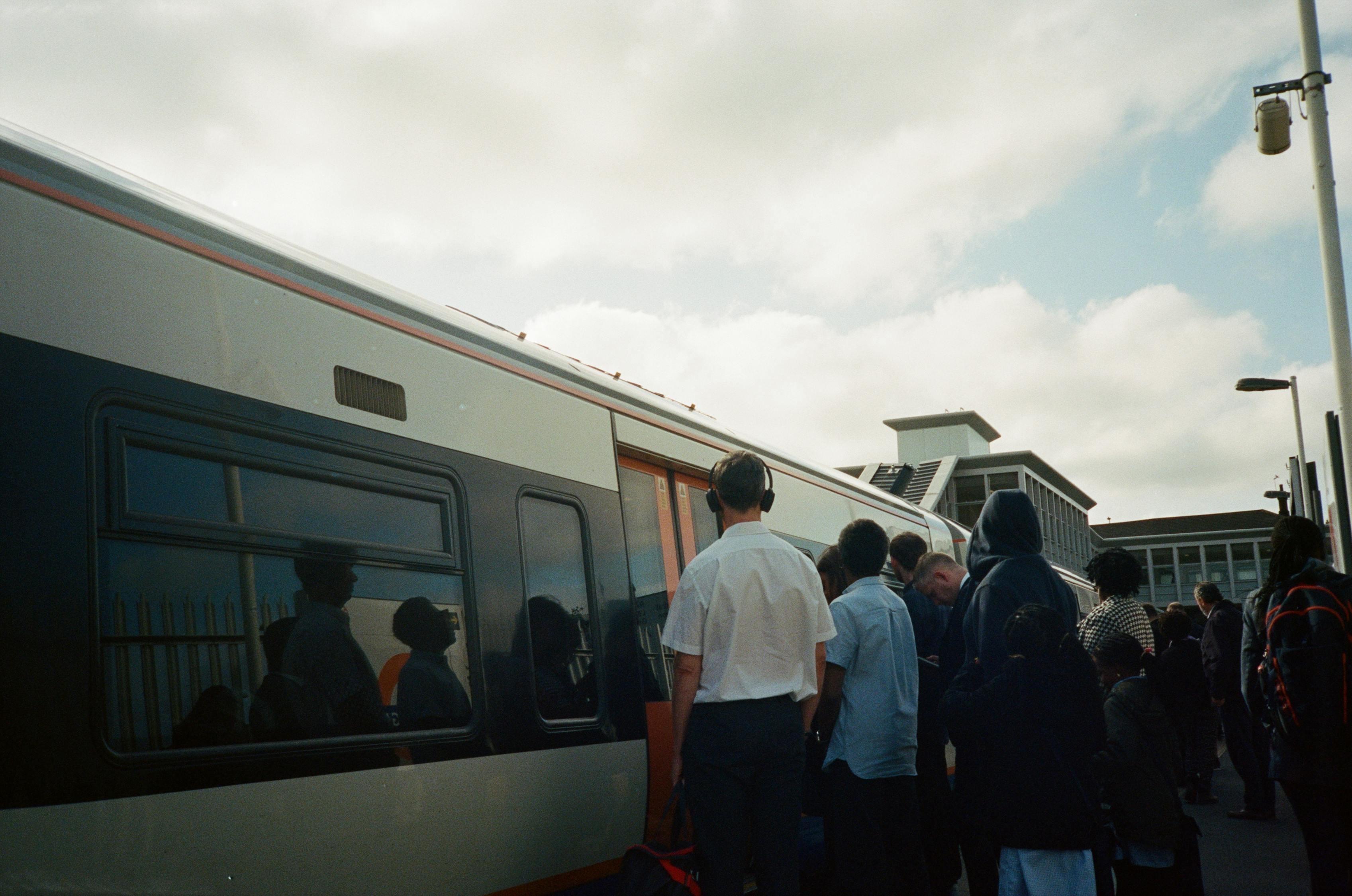 铁力最新列车时刻表全景概览