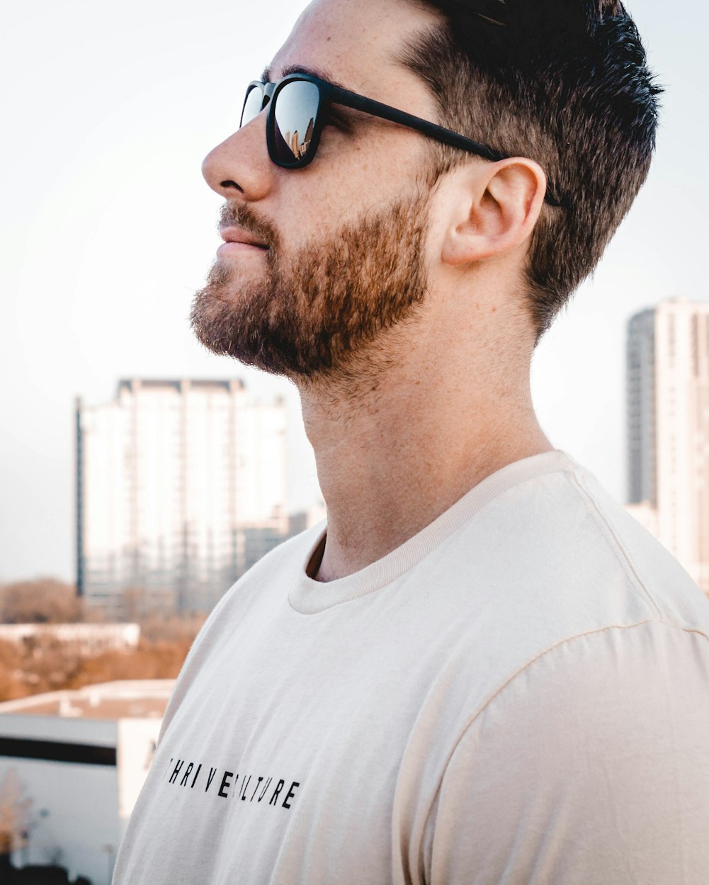 男士流行头像最新趋势,时尚款式概览