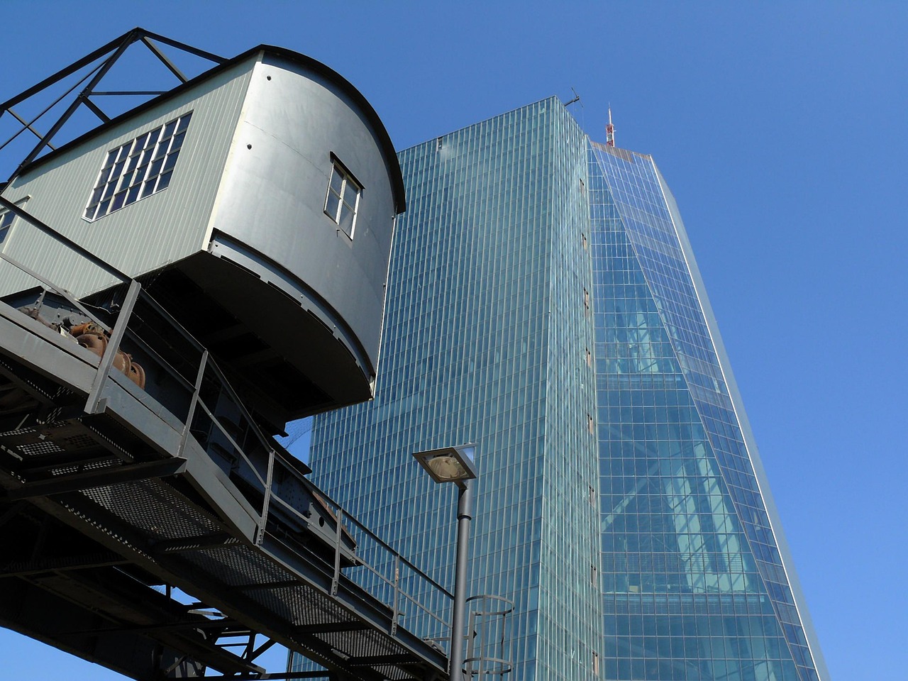 三一重机上市，资本市场的新里程碑事件