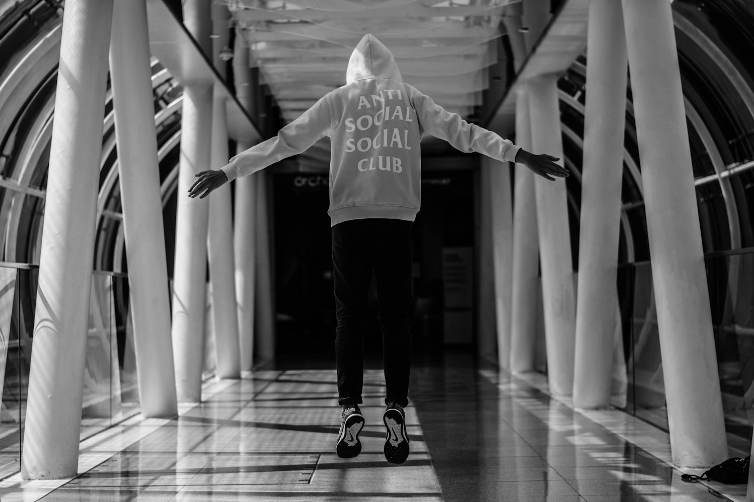 现实与银幕的交织，真实事件改编的电影