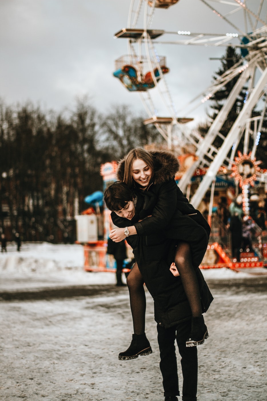 QQ情侣头像最新款,甜蜜爱情的视觉展现