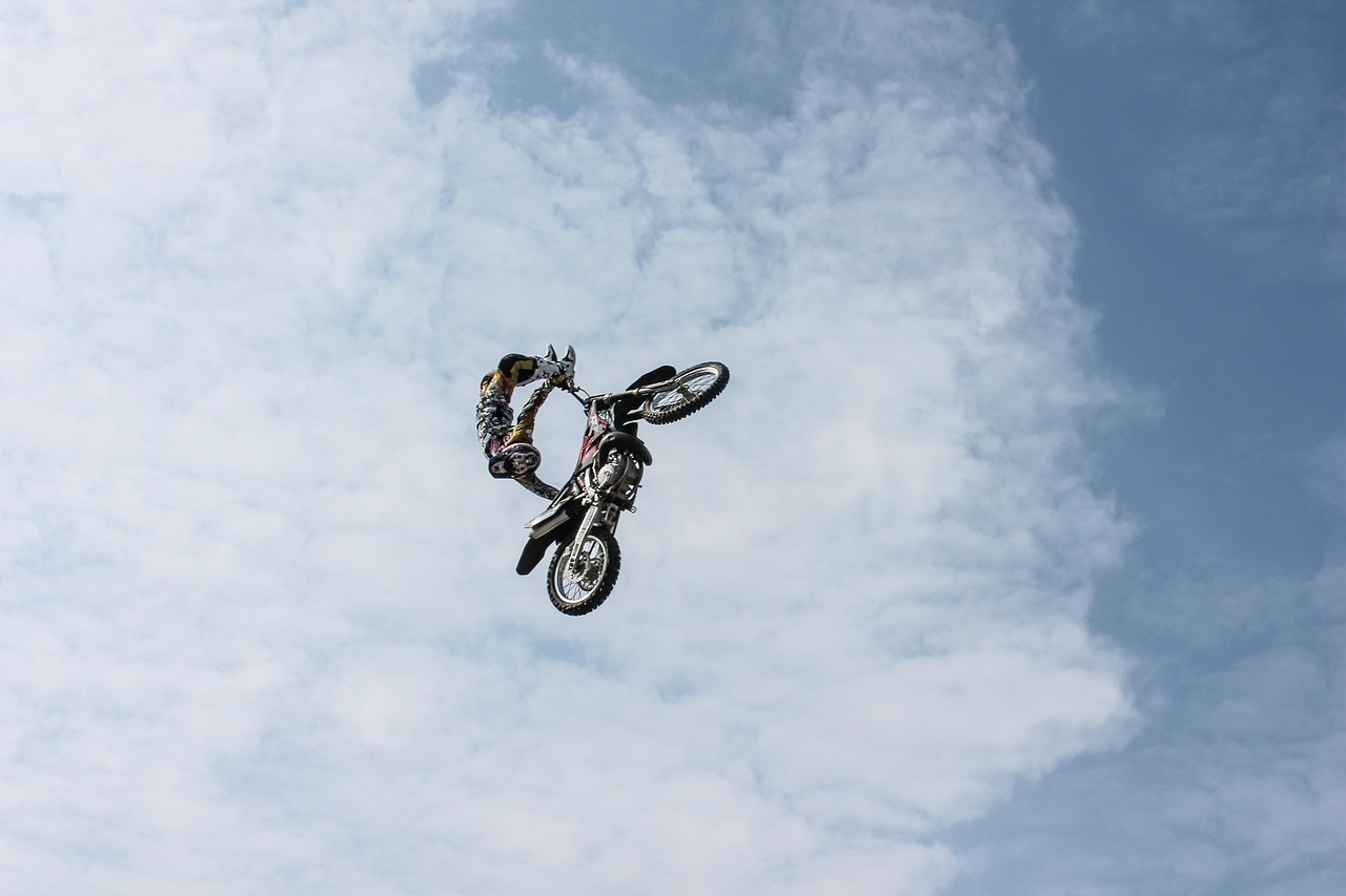 侣行资讯速递,探索世界的速度与激情