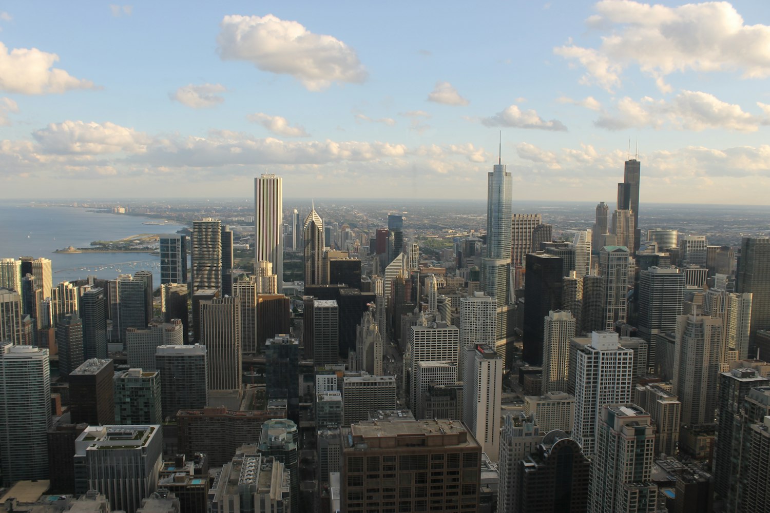 中国最新一线城市繁荣崛起与挑战,排行榜揭示的机遇与挑战