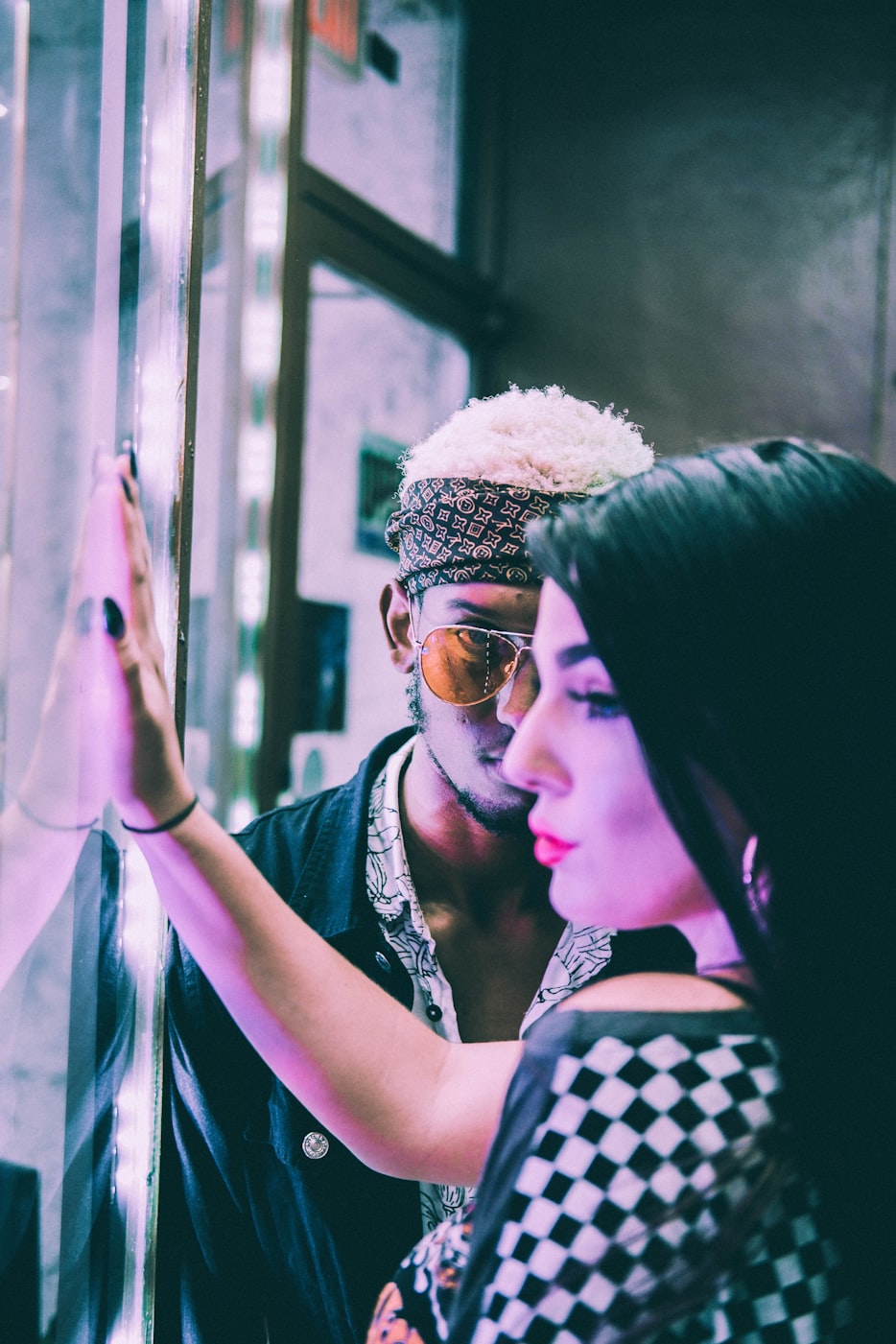 阿南的小情人电视剧中的情感纠葛与人性深度探索