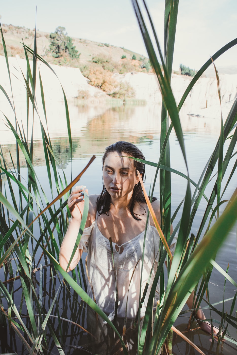 娱乐圈隐秘揭秘，被睡女明星的争议与真相