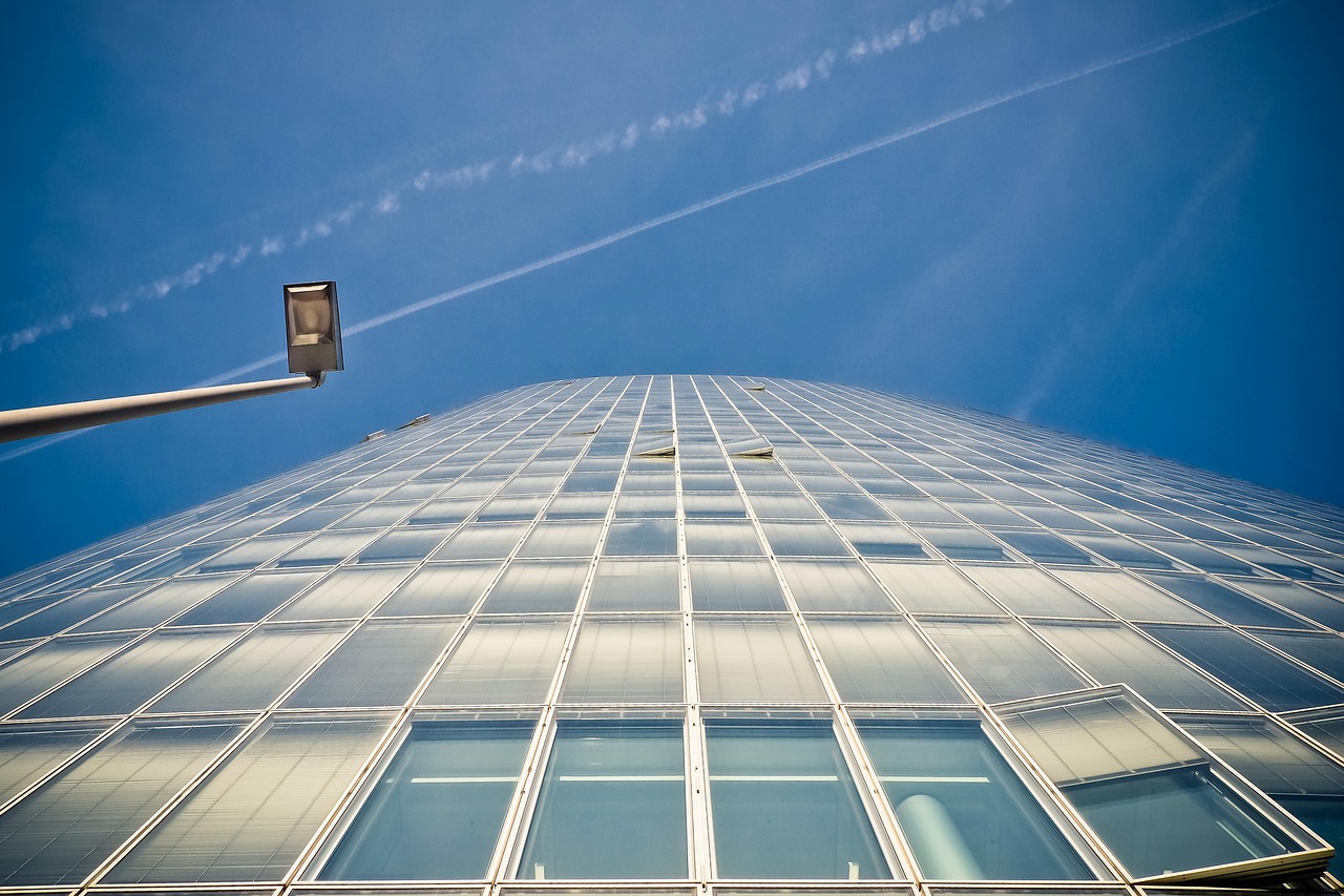 上海特卖会最新动态与购物指南更新资讯