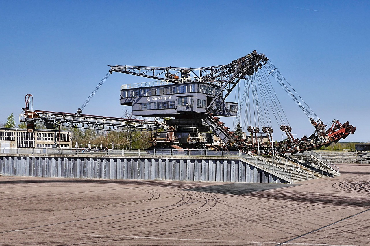 伊犁四矿最新动态，揭开幕区域矿业发展新篇章的序幕