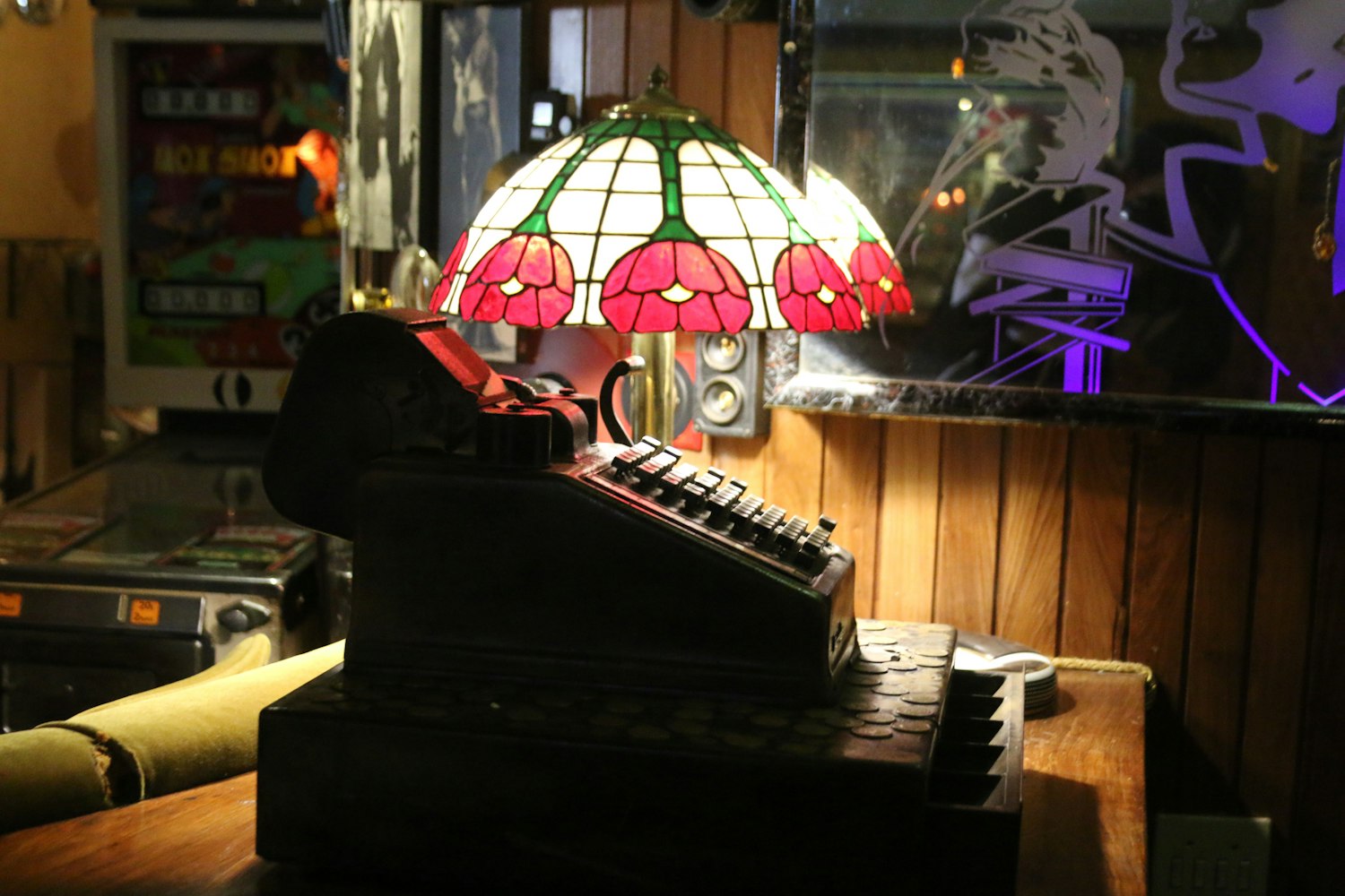 成都土地拍卖最新动态揭秘，市场走势与影响因素深度解析