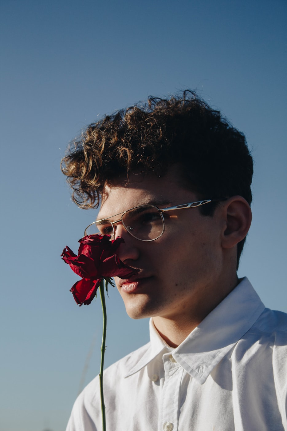 背头明星，引领潮流的时尚先锋