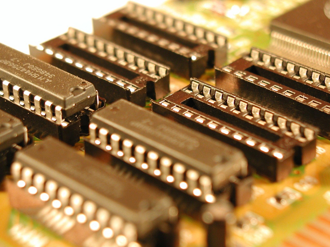 招商资本上市之路,探索、前瞻与发展