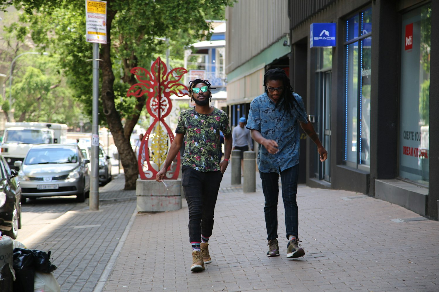 小郭跑腿最新一期活动，探索城市新动力之旅